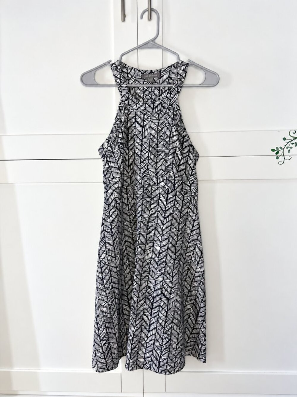 Peace & Pearls | Geometric Print Sleeveless Fit & Flare Dress - Size Small